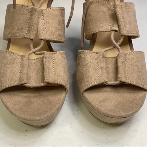 Nine West High Heel Wedge - Picture 5 of 9